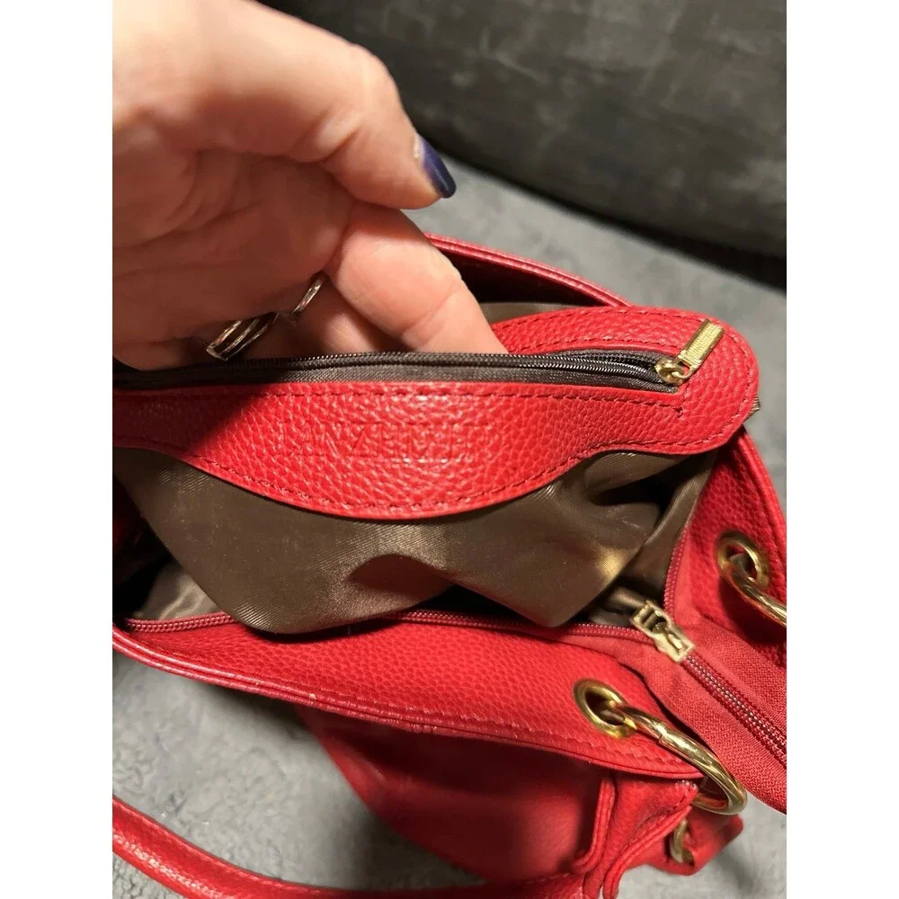 Lanzhixin Red Vegan Leather Shoulder Bag Tassel Accents Gold Hardware